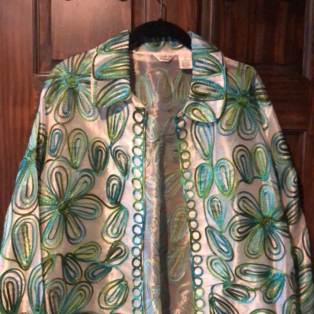 Beautiful embroidery jacket blues and greens XXL